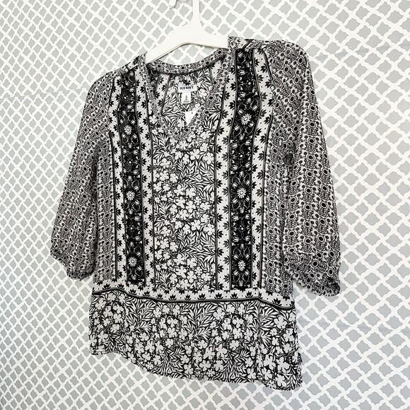 OLD NAVY Black & White Sheer Print Popover Blouse, XS, NWT! - Picture 5 of 7